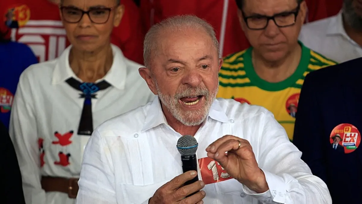 Brezilya'da Lula da Silva seçimi az farkla önde götürüyor