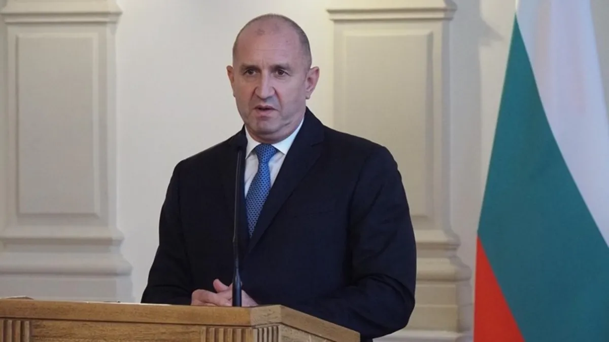 Bulgaristan’da siyasi deprem: Cumhurbaşkanı Radev istifa edeceğini açıkladı Bulgaristan’da siyasi deprem: Cumhurbaşkanı Radev istifa edeceğini açıkladı