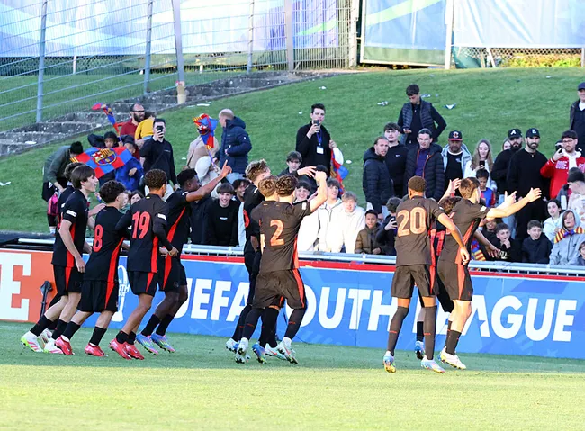 trabzonspor-tarih-yazmak-icin-sahada-iste-trabzonspor-u19-barcelona-macinin-muhtemel-ilk-11leri-1745845101517.jpg