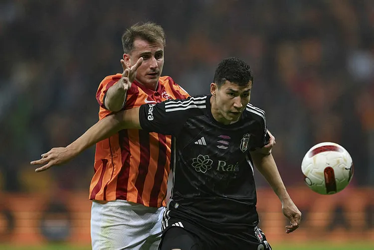 son-dakika-okan-buruktan-sakatlik-aciklamasi-icardi-sekerek-cikti-1697918802811.jpg