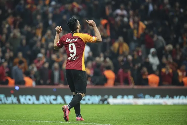 Galatasaray’a Mandzukic müjdesi!