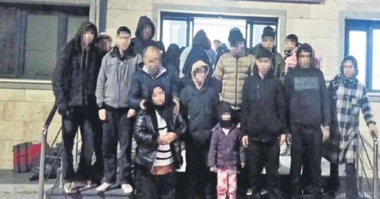 77 düzensiz göçmen yakalandı