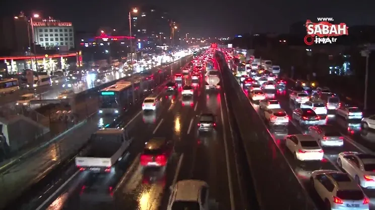 İstanbul’da trafik yoğunluğu yüzde 90 seviyelerine ulaştı | Video