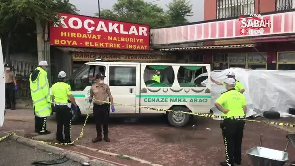 Kamyonla Hafif Ticari Arac Carpisti Anne Ve Kizi Oldu Oglu Yaralandi