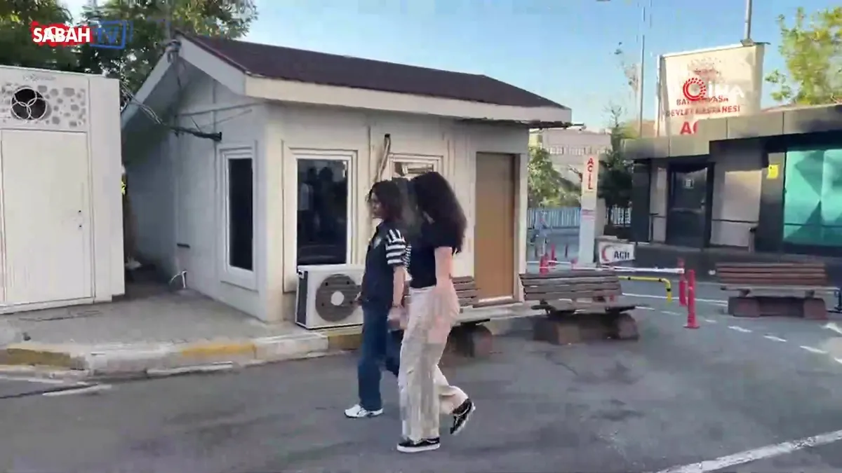 İstanbul merkezli 8 ilde yasa dışı bahis operasyonu: 26 şüpheli gözaltına alındı | Video videosunu izle İstanbul merkezli 8 ilde yasa dışı bahis operasyonu: 26 şüpheli gözaltına alındı | Video videosunu izle
