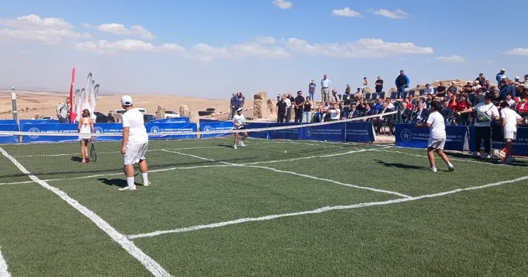 3 bin yıllık kalede tenis turnuvası