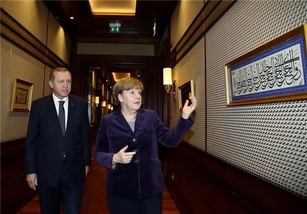 Erdoğan Merkel’i kabul etti