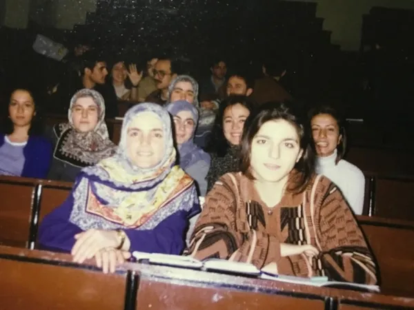 yillarimizi-hayallerimizi-caldilar-helallesmeyiz-1637724582252.jpg 28 Şubat’ın başörtüsü mağdurlarından Kılıçdaroğlu'na tepki! Yıllarımızı hayallerimizi çaldılar helalleşmeyiz