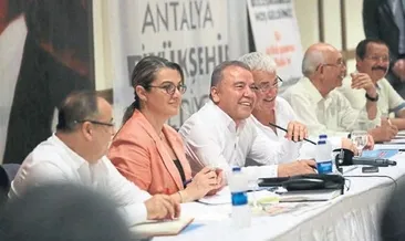 Hayaller suya düştü