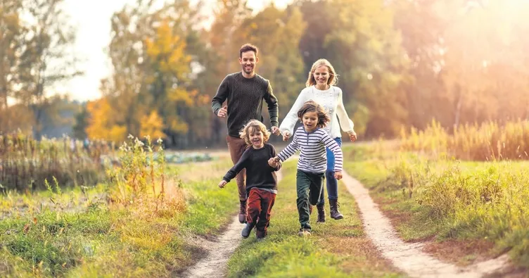 Şöyle bir havalanıp döneceğiz