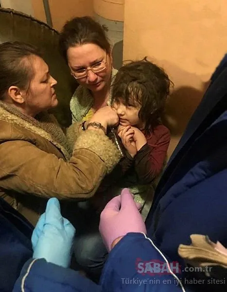 5 yaşındaki kız çocuğuna anne zulmü! Yaptıkları kan dondurdu