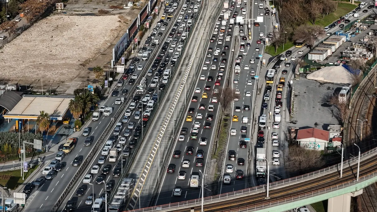 İstanbul trafiğinin Ramazan mesaisi