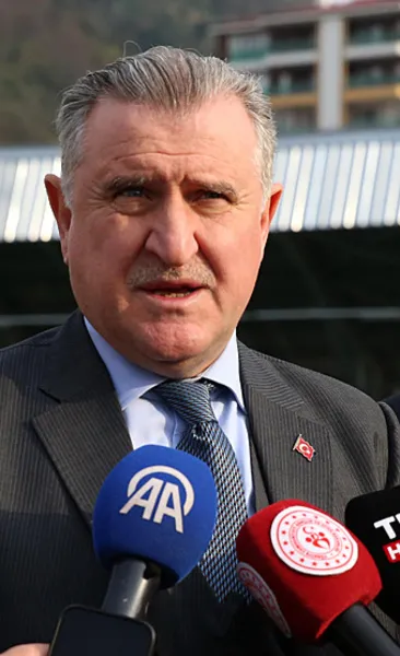 Bakan Bak: Spora ve spor turizmine yatırım yapmaya devam edeceğiz