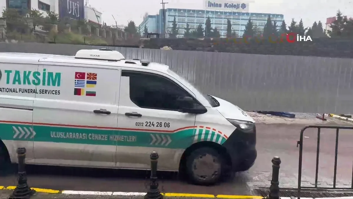 Rus yüzücü Nikolai Andreevich Svechnikov’un cenazesi ailesine teslim edildi | Video videosunu izle Rus yüzücü Nikolai Andreevich Svechnikov’un cenazesi ailesine teslim edildi | Video videosunu izle