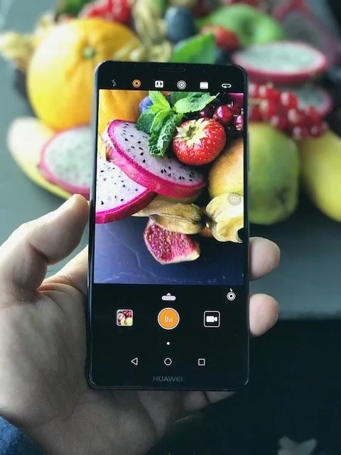 Bu Çinli firma Apple iPhone’u tahtından etti!