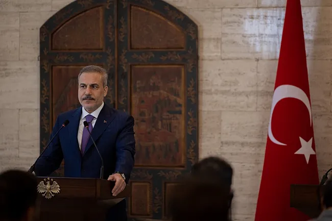 bakan-fidan-uluslararasi-toplum-israili-yurudugu-yanlis-yoldan-dondurmelidir-1789314678111.jpeg Bakan Fidan: Uluslararası toplum İsrail’i yürüdüğü yanlış yoldan döndürmelidir