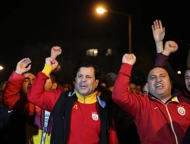Galatasaray taraftarından derbi tepkisi