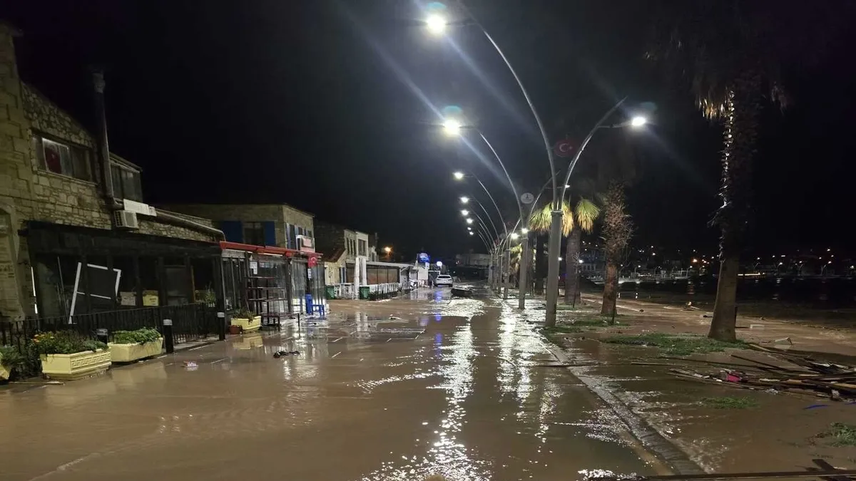 Meteorologie warnte | Der Schauer verwandelte sich in eine Überschwemmung: Izmir, Adana und Antalya wurden überschwemmt!