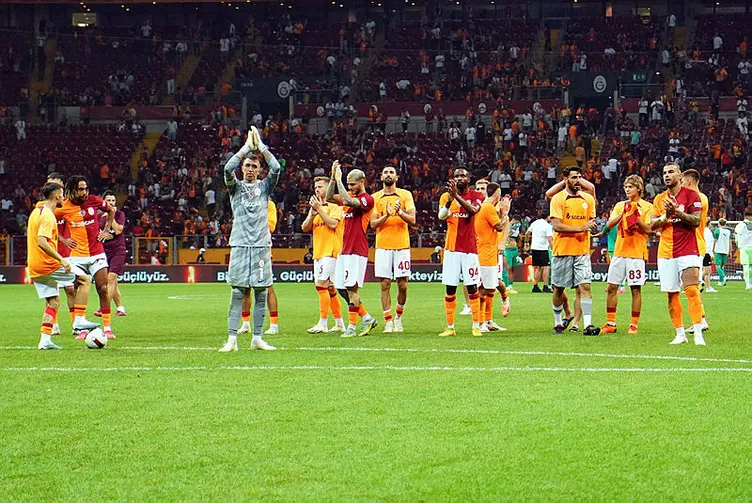 Son dakika Galatasaray transfer haberi: Cimbom'dan tarihe geçecek transfer! Böyle duyuruldu...