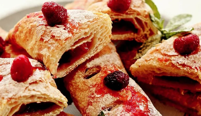Meyveli Tatlı Börek