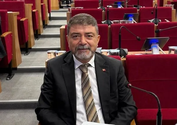ak-parti-grup-sozcusu-atmaca-cemil-tugay-kacak-insaat-yapmis-1761383968141.jpg