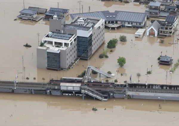 Japonya'da sellerde ölü sayısı 60'ı geçti