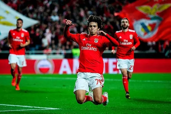 Joao Felix, Benfica - Frankfurt Avrupa Ligi maçında tarih yazdı!