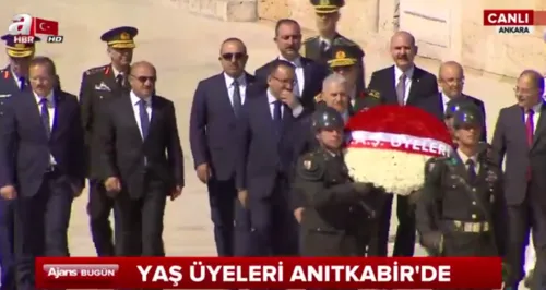 YAŞ'ın Anıtkabir ziyaretinde 2023 mesajı-1