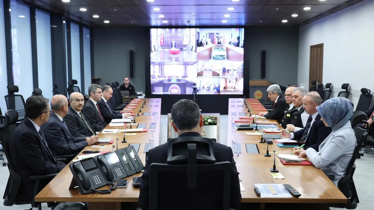 Sınır illerinin güvenliği masaya yatırıldı Sınır illerinin güvenliği masaya yatırıldı