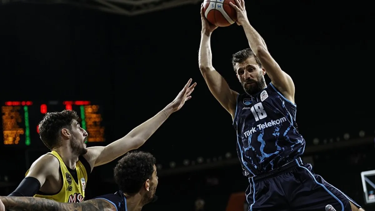 Türk Telekom coştu 3’te 3 yaptı