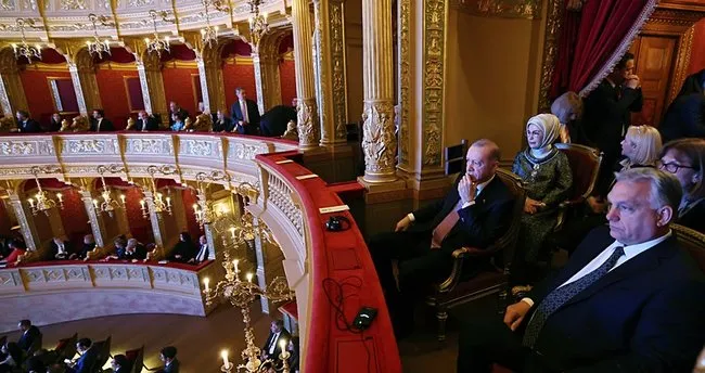 Başkan Erdoğan, Macaristan Başbakanı Orban ile kültürel programa katıldı