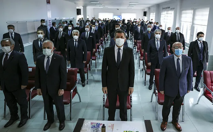 Milli Eğitim Bakanı Ziya Selçuk’tan kırtasiye yardımı açıklaması: Tüm ihtiyaçların giderilmesi için çalışma yapılıyor