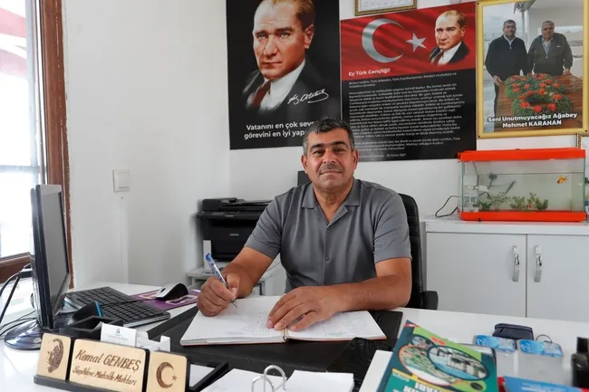 mezarlikta-pes-dedirten-goruntu-durumu-muhtar-fark-etti-gece-goruslu-kamera-sistemi-kurdu-1755767175552.jpg Mezarlıkta pes dedirten görüntü: Durumu muhtar fark etti! Gece görüşlü kamera sistemi kurdu