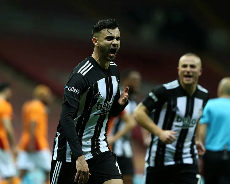 son-dakika-rachid-ghezzalden-transfer-sozleri-besiktas-transferim-icin-1624979780649.jpg