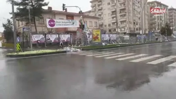HDP kimse gelmeyince mitingi iptal etti, yağmuru bahane etti
