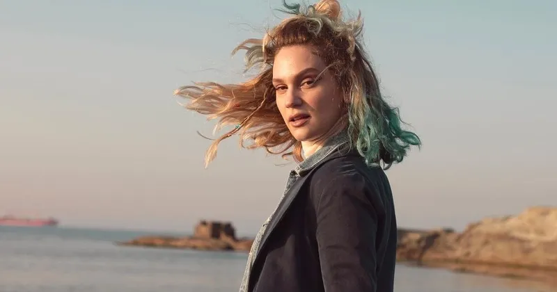 Farah Zeynep Abdullah Aradigi Aski Buldu Farah Zeynep Abdullah In Yeni Sevgilisi Bakin Kim Cikti