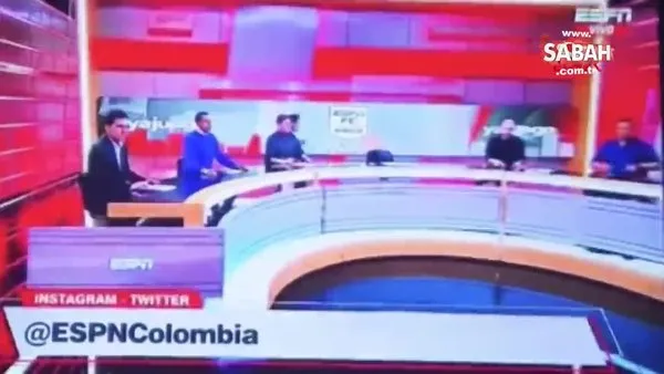 Kolombiya'da canlı yayında 'dev ekran' kazası | Video
