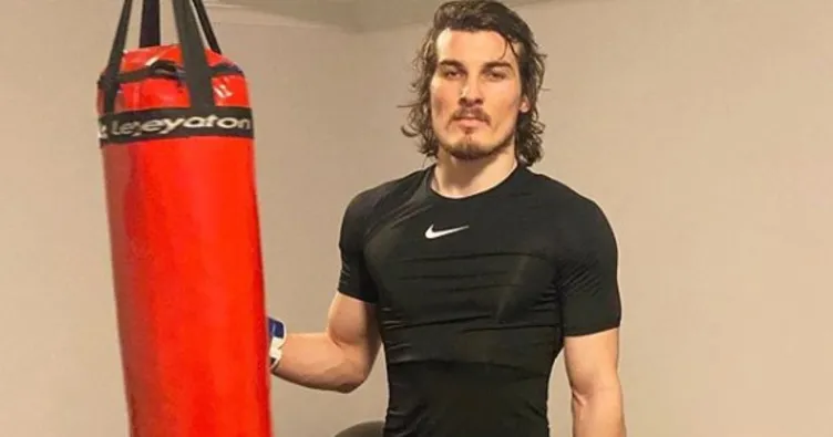 Çağlar Söyüncü’den mesaj var! Evde kal ama...