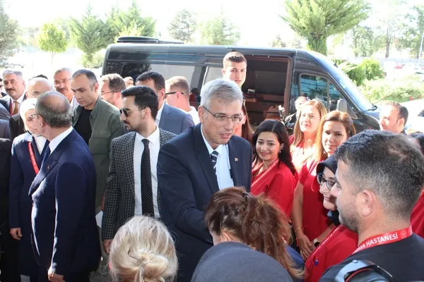 bakan-memisoglu-aile-sagligi-merkezlerimizi-guclendirecegiz-1723234815837.jpeg