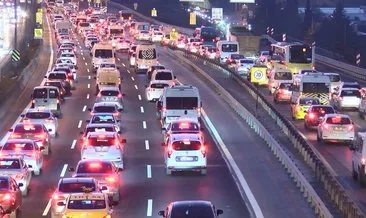 Okullar açıldı işte İstanbul’da trafik yoğunluğu!