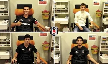 Beşiktaş, 4 genç futbolcusuyla sözleşme imzaladı