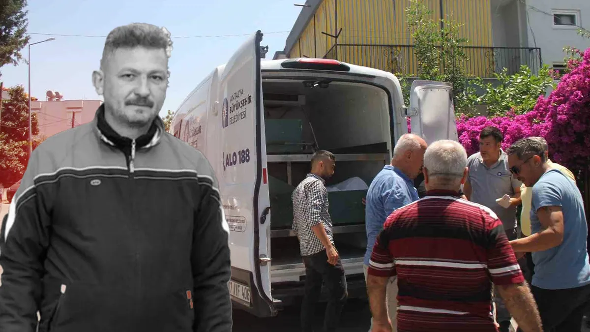 Antalya Serik'te bir evin bahçesi