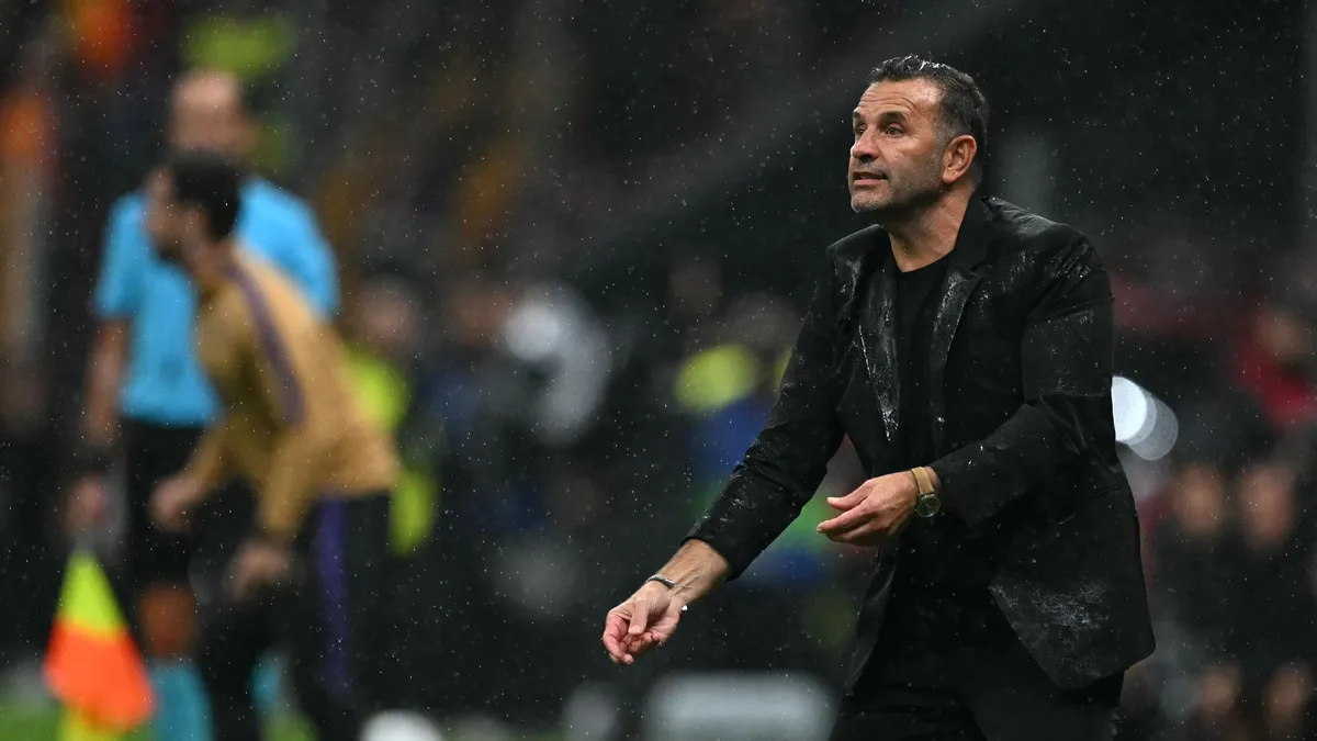 Okan Buruk: "Bu maçı kafamızdan silmemiz gerekiyor"