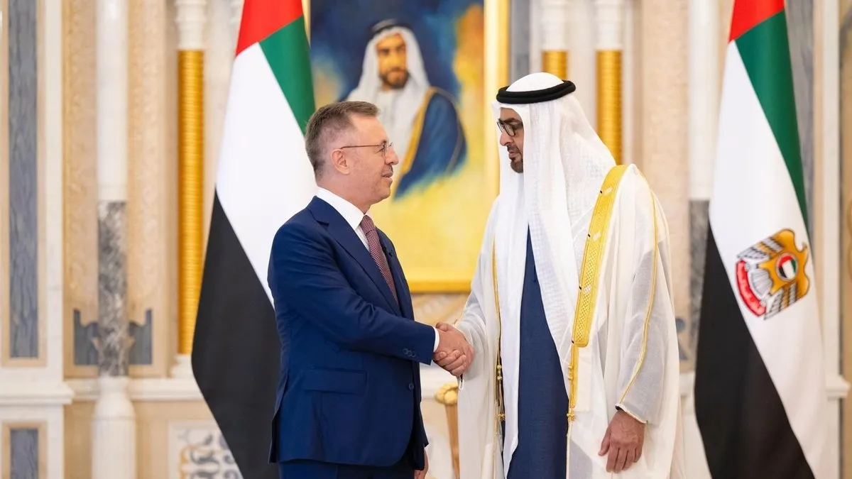 Türkiye'nin Abu Dabi Büyükelçisi Göktaş, BAE Devlet Başkanı'na güven mektubunu sundu