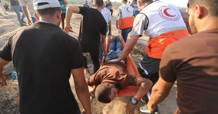 İşgalci İsrail askerleri Gazze sınırında sivil Filistinlilere saldırdı
