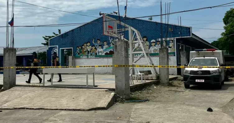 Filipinler’de liseye kanlı saldırı: 3 öğrenci yaşamını yitirdi