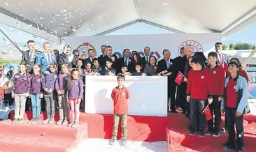 2 okuldan 1’i hayırseverlerden