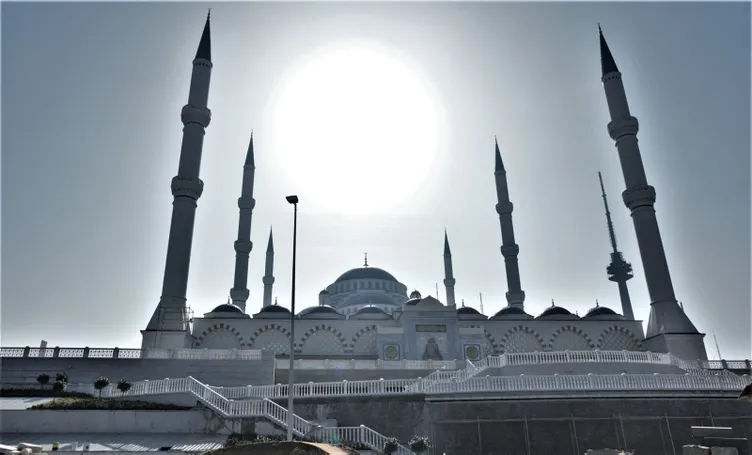 Büyük Çamlıca Camisi'nin resmi açılışı bugün