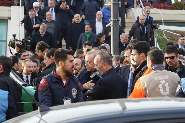 Ünlü iş adamı son yolculuğuna uğurlandı