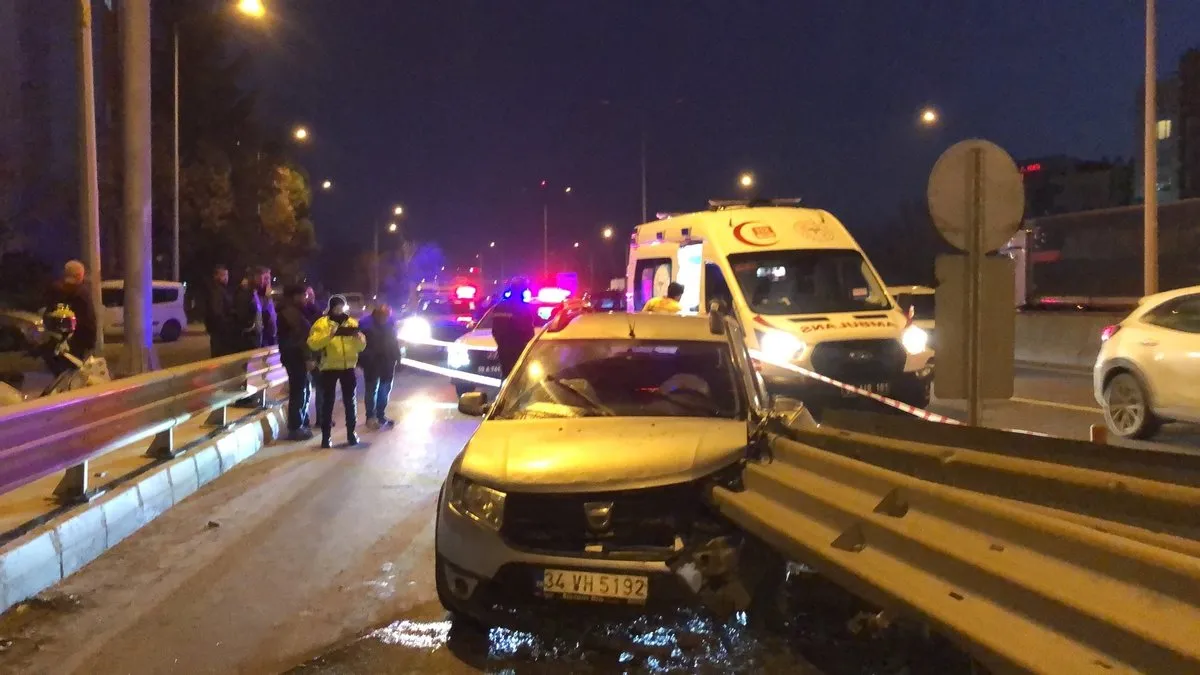 O ilimizde korkunç kaza: Bariyerlere saplandı! İşte o anlar